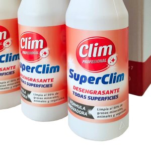 SuperClim desengordurante multisuperfícies 750 ml com spray. Caixa 12 unidades